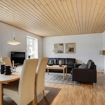 Eini - 4-5km From The Sea By Interhome Lejlighed *
